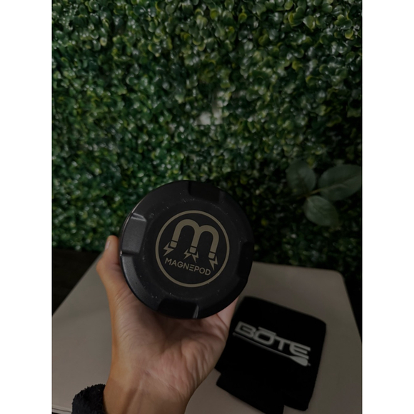 Bōte Magnetic Bottom 36oz Chug Lid Black Bottle (plus coozie for free!) - Picture 6 of 11